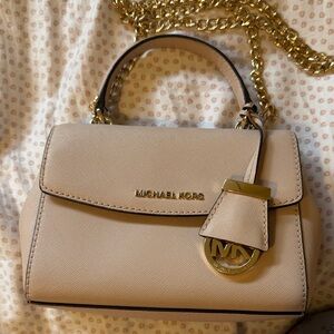 Michael Kors blush Leather Handbag